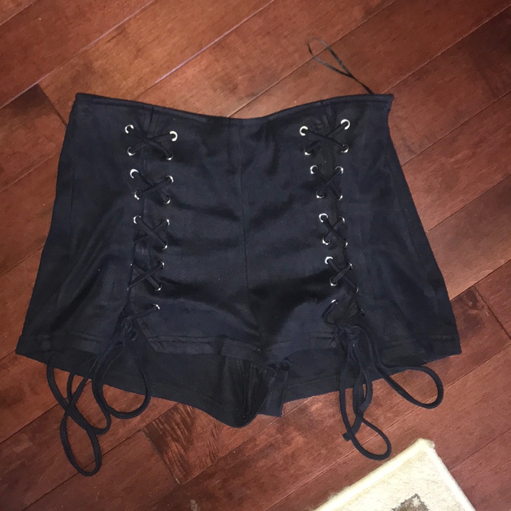 Black shorts with lace front